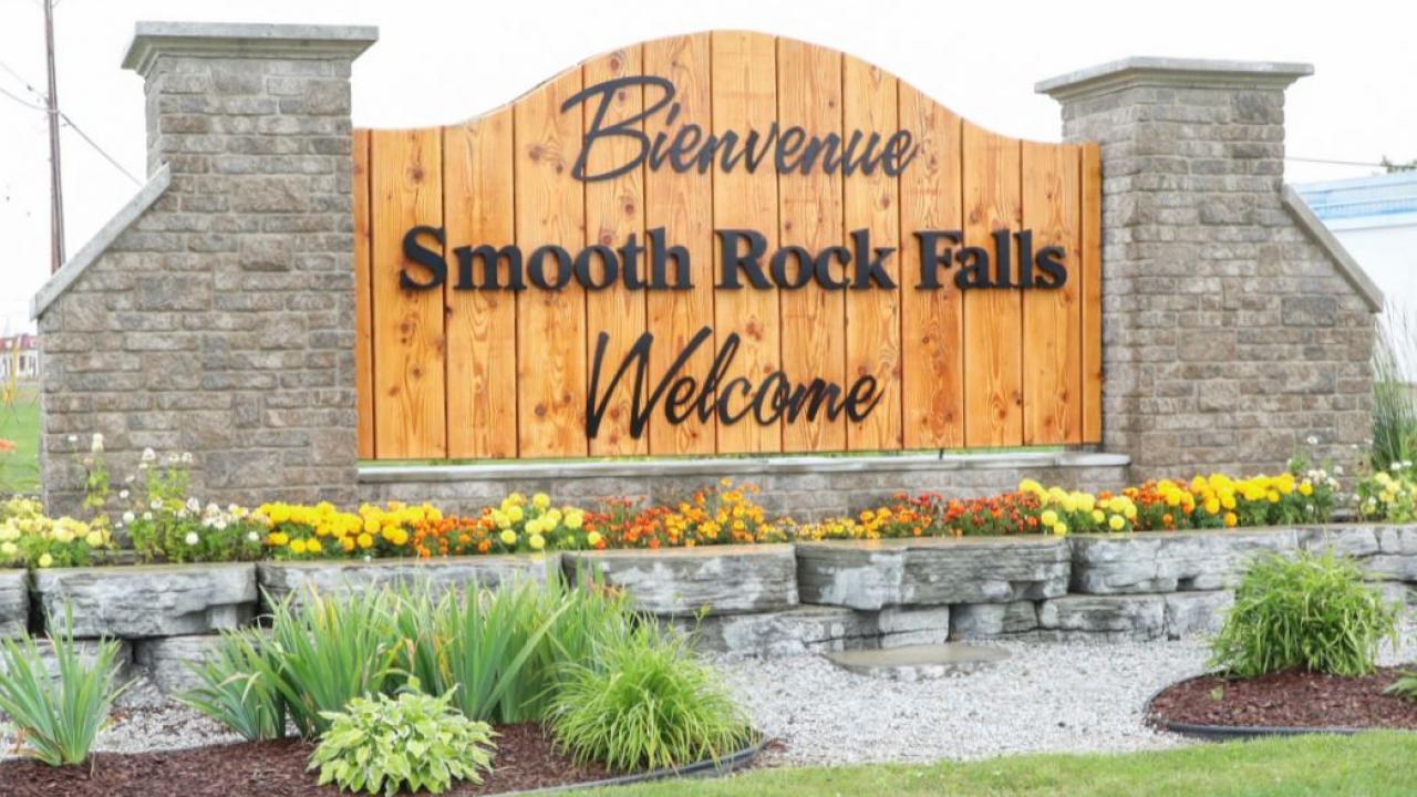 How one small Ontario town is trying to persuade people to move up